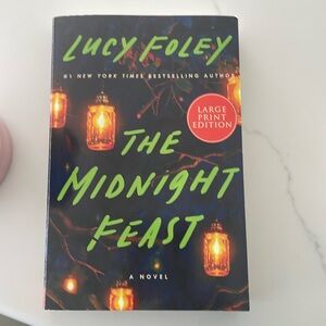 The Midnight Feast by - Large Print Edition